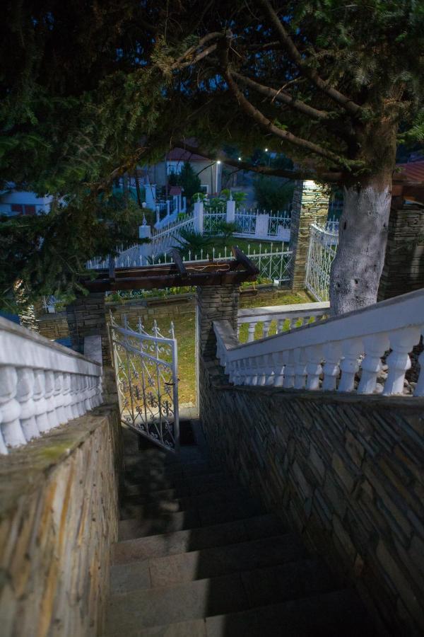 Villa Paradisos Likostomon المظهر الخارجي الصورة